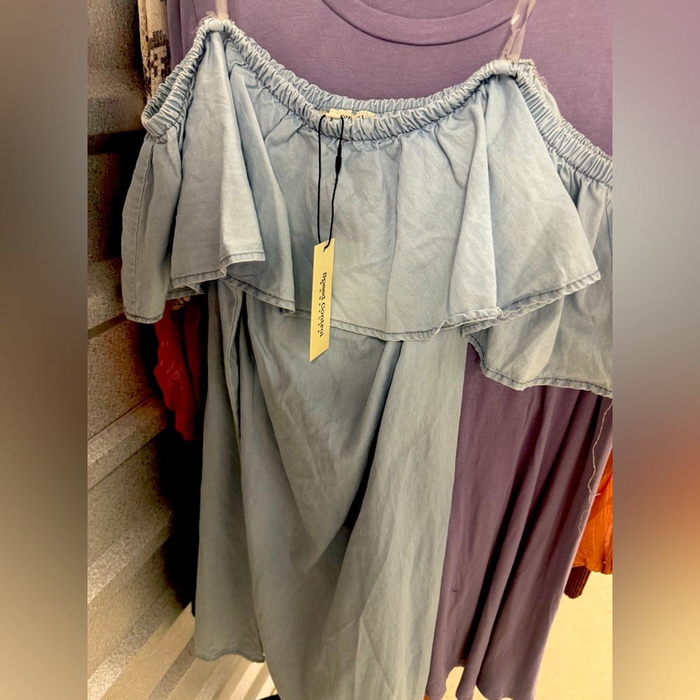 Off the Shoulder Light Wash Dress